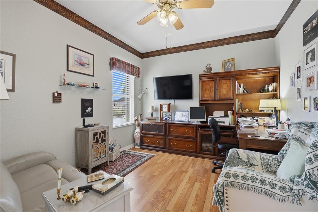 For Sale: $364,900 (2 beds, 2 baths, 1564 Square Feet)