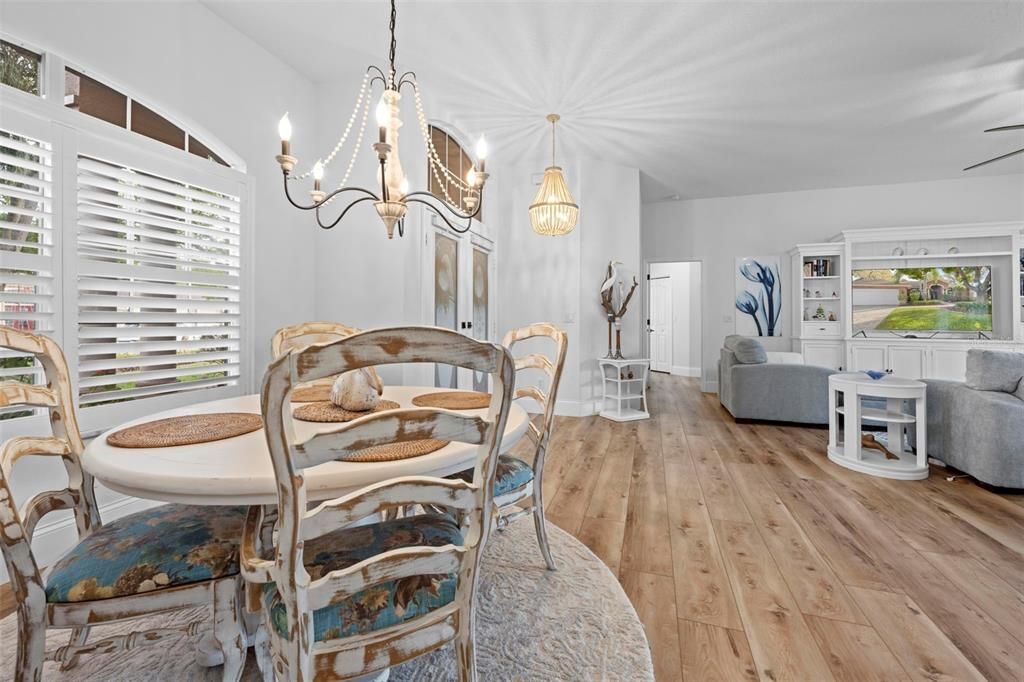 待售: $429,000 (3 贝兹, 2 浴室, 2060 平方英尺)