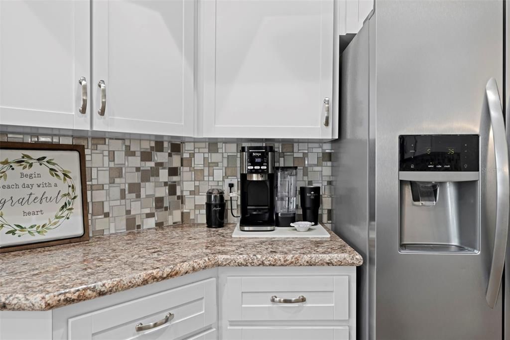 待售: $429,000 (3 贝兹, 2 浴室, 2060 平方英尺)