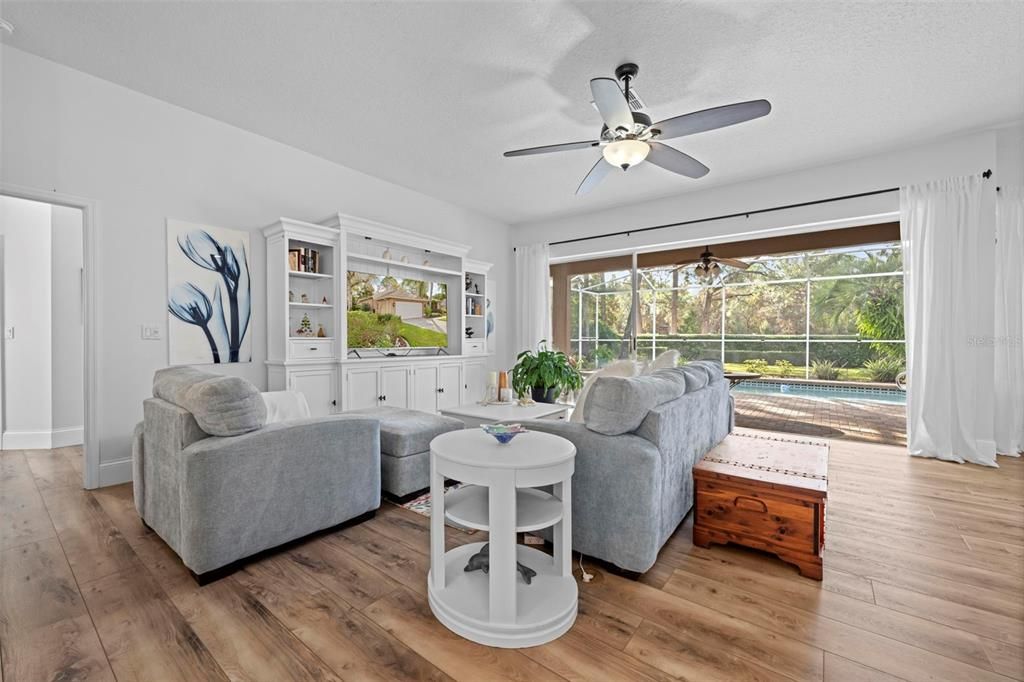 待售: $429,000 (3 贝兹, 2 浴室, 2060 平方英尺)