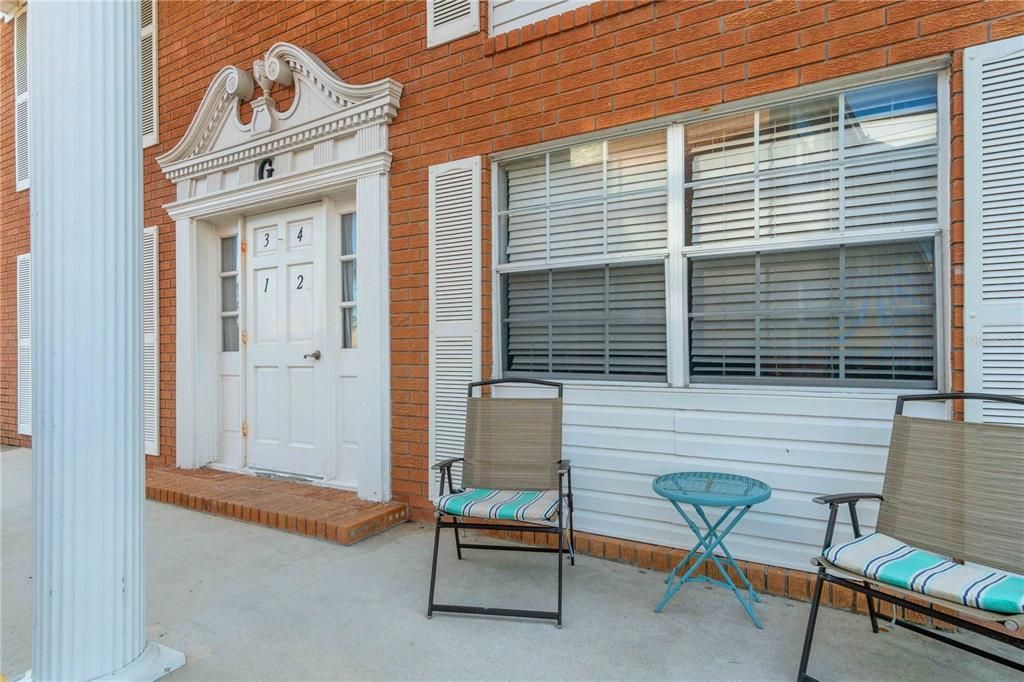 待售: $85,000 (2 贝兹, 2 浴室, 919 平方英尺)