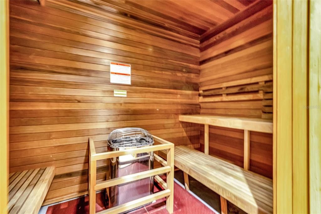 待售: $925,000 (3 贝兹, 2 浴室, 2019 平方英尺)