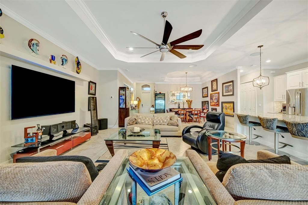 待售: $925,000 (3 贝兹, 2 浴室, 2019 平方英尺)