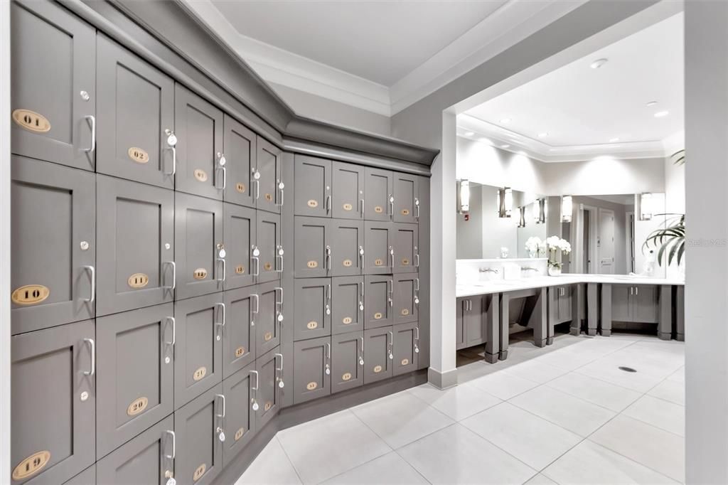 待售: $925,000 (3 贝兹, 2 浴室, 2019 平方英尺)