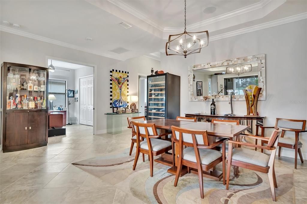 待售: $925,000 (3 贝兹, 2 浴室, 2019 平方英尺)