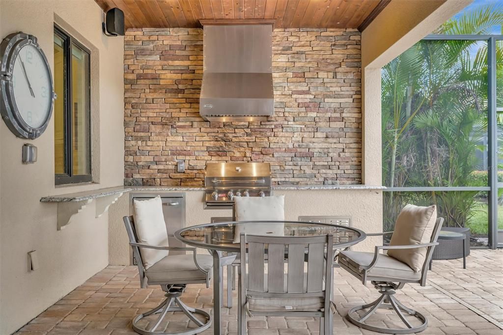 待售: $925,000 (3 贝兹, 2 浴室, 2019 平方英尺)