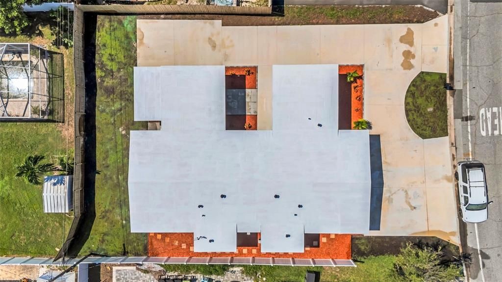 For Sale: $1,050,000 (5 beds, 0 baths, 2012 Square Feet)