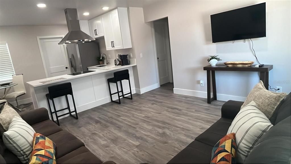 For Sale: $1,050,000 (5 beds, 0 baths, 2012 Square Feet)