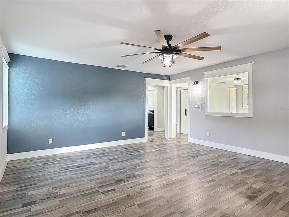 For Sale: $72,000 (0 beds, 0 baths, 1056 Square Feet)