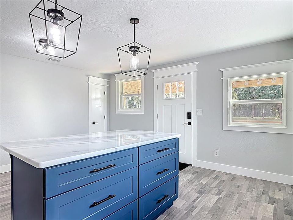 For Sale: $72,000 (0 beds, 0 baths, 1056 Square Feet)