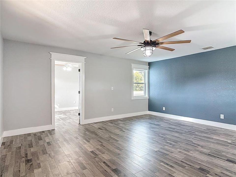 For Sale: $72,000 (0 beds, 0 baths, 1056 Square Feet)