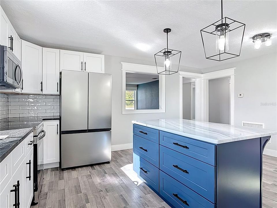 For Sale: $72,000 (0 beds, 0 baths, 1056 Square Feet)