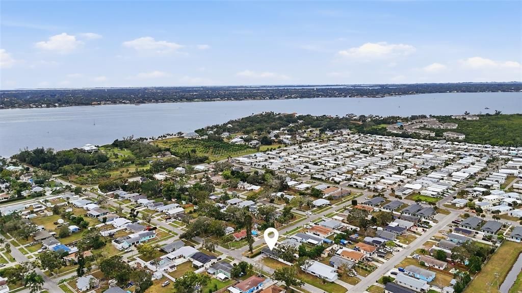 待售: $260,000 (3 贝兹, 1 浴室, 1021 平方英尺)