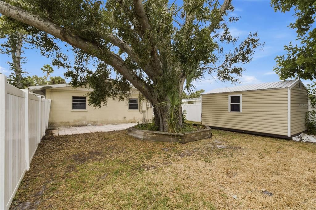 待售: $260,000 (3 贝兹, 1 浴室, 1021 平方英尺)