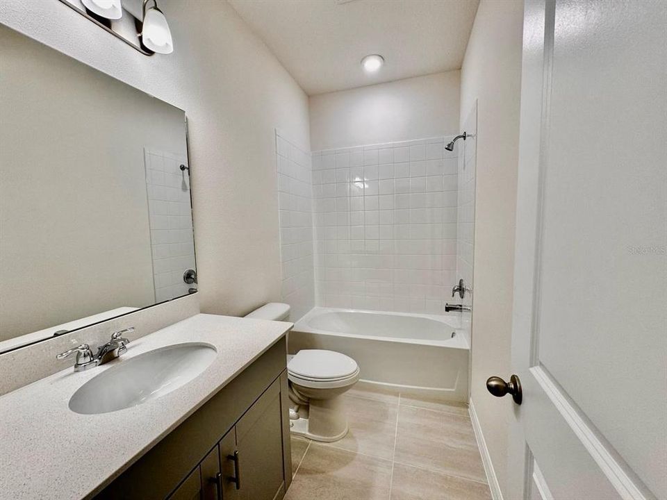 For Rent: $2,200 (3 beds, 2 baths, 1535 Square Feet)