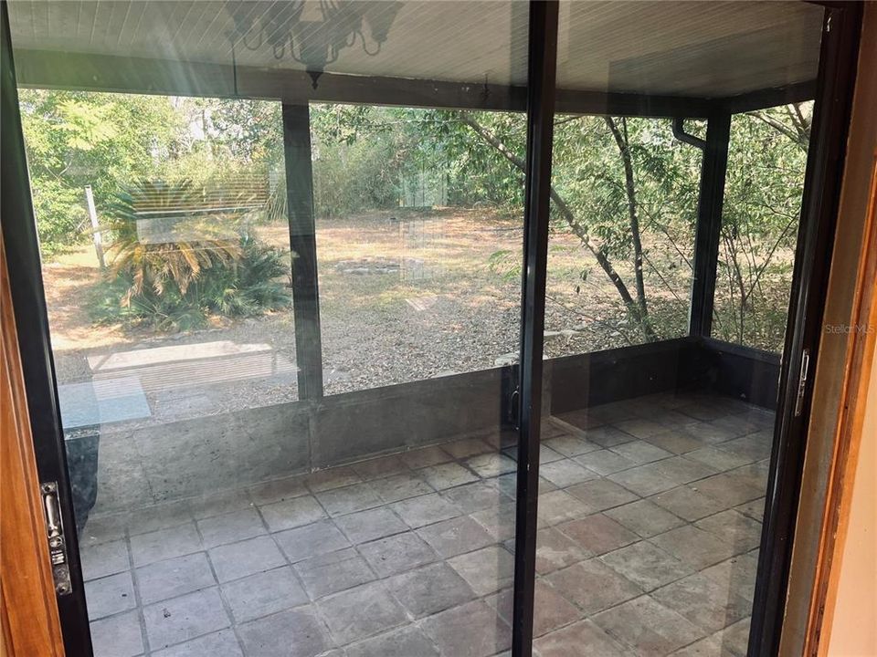 На продажу: $185,000 (3 спален, 3 ванн, 1626 Квадратных фут)