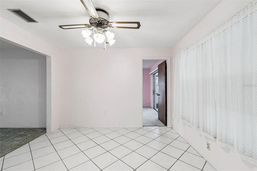 For Sale: $549,900 (3 beds, 2 baths, 2036 Square Feet)