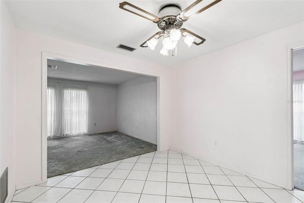 For Sale: $549,900 (3 beds, 2 baths, 2036 Square Feet)