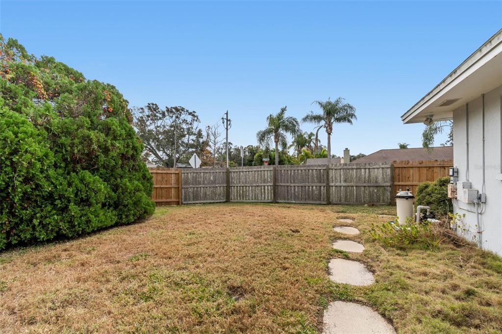 For Sale: $549,900 (3 beds, 2 baths, 2036 Square Feet)