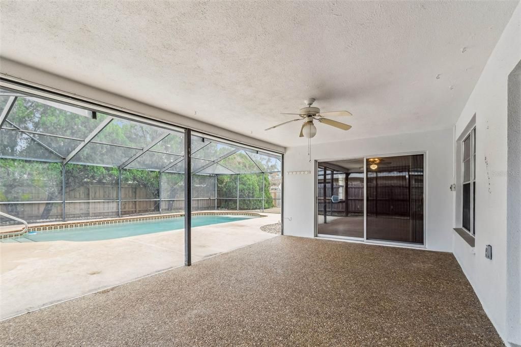 For Sale: $549,900 (3 beds, 2 baths, 2036 Square Feet)