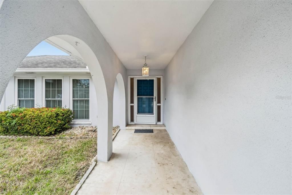 For Sale: $549,900 (3 beds, 2 baths, 2036 Square Feet)