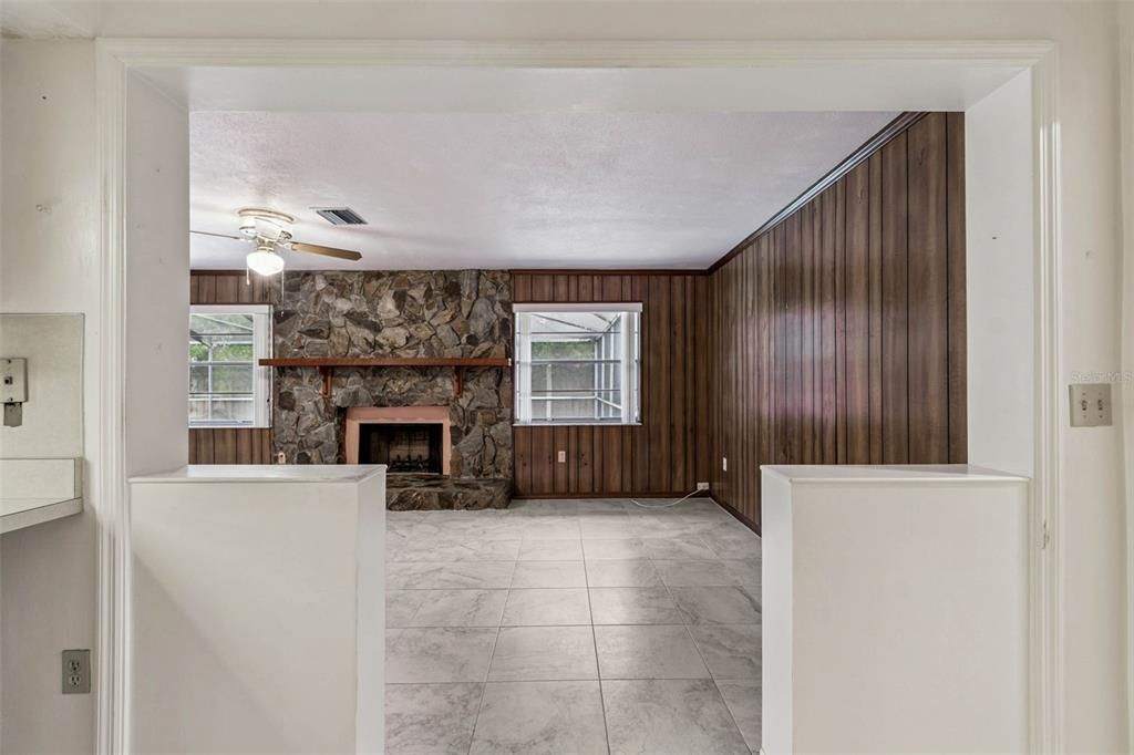 For Sale: $549,900 (3 beds, 2 baths, 2036 Square Feet)