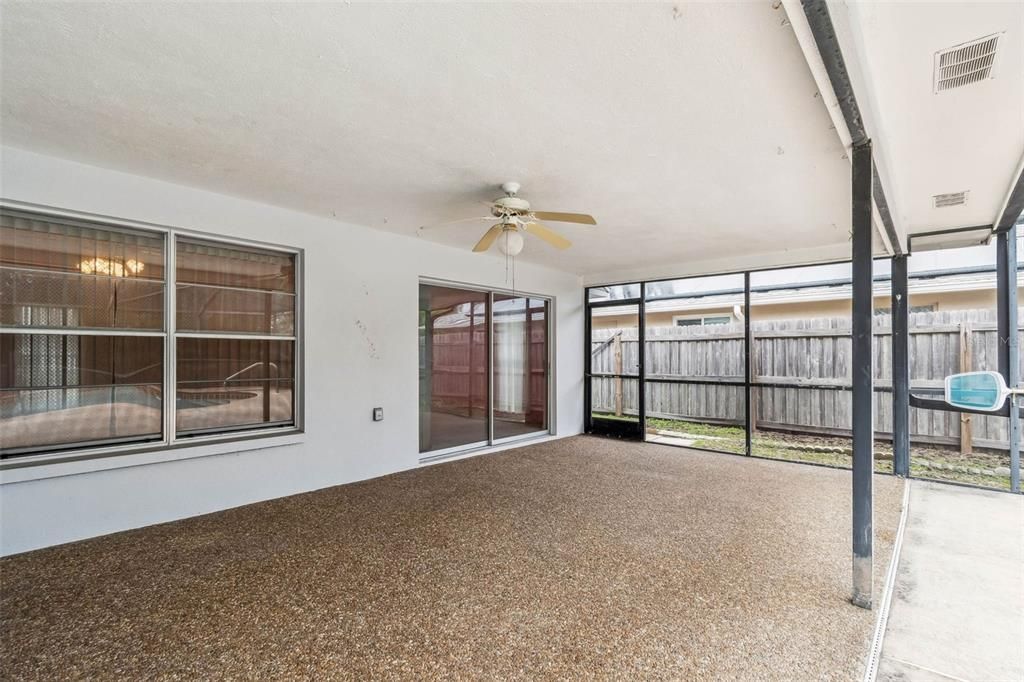 For Sale: $549,900 (3 beds, 2 baths, 2036 Square Feet)