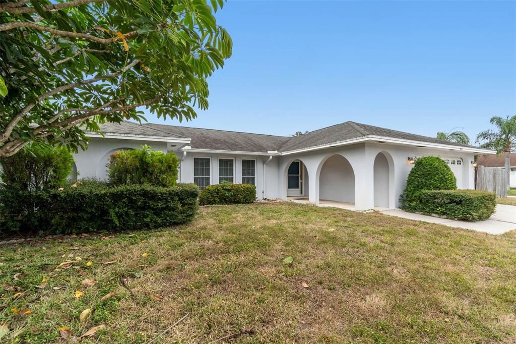 For Sale: $549,900 (3 beds, 2 baths, 2036 Square Feet)