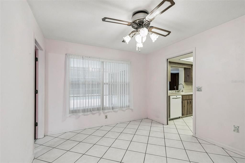 For Sale: $549,900 (3 beds, 2 baths, 2036 Square Feet)