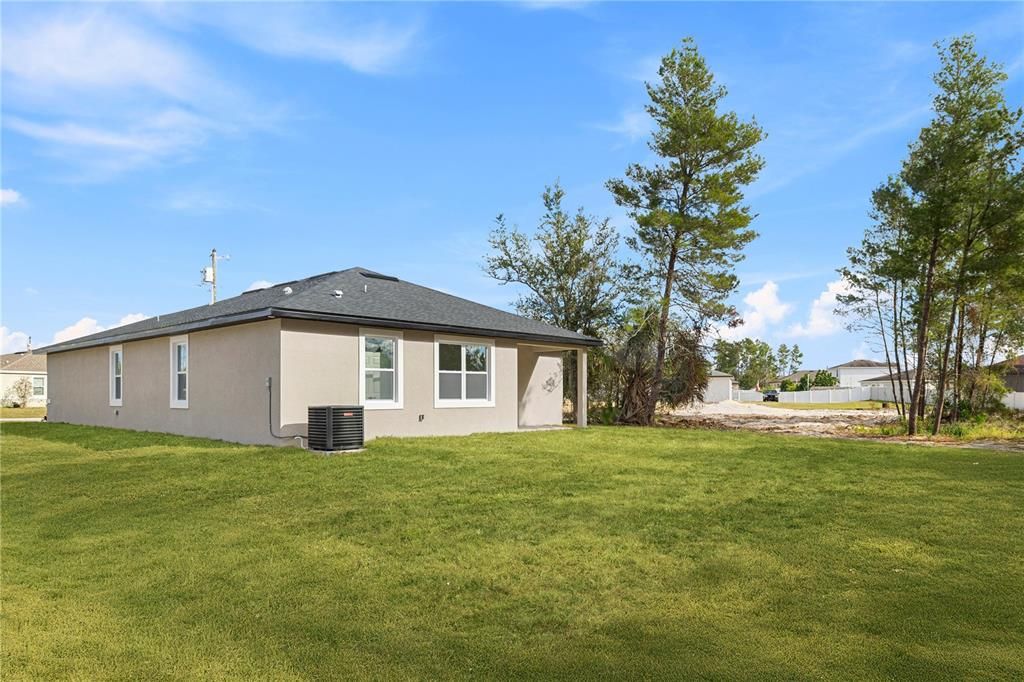 待售: $315,990 (4 贝兹, 3 浴室, 1661 平方英尺)