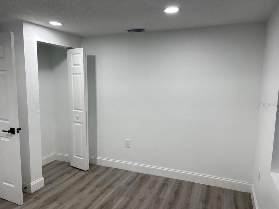 На продажу: $325,000 (3 спален, 2 ванн, 1711 Квадратных фут)