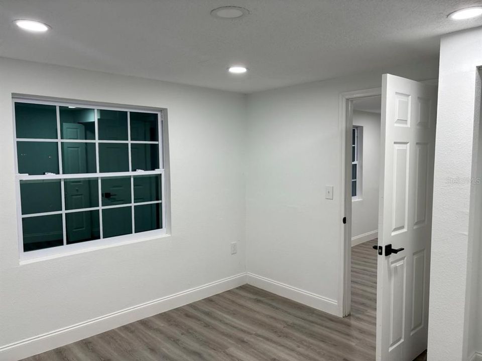 На продажу: $325,000 (3 спален, 2 ванн, 1711 Квадратных фут)