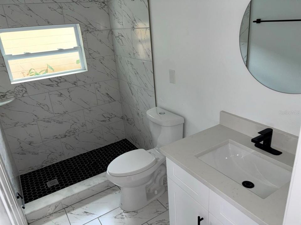 На продажу: $325,000 (3 спален, 2 ванн, 1711 Квадратных фут)