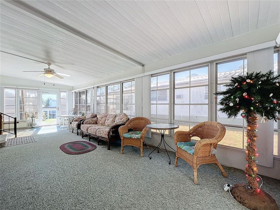 待售: $239,900 (2 贝兹, 2 浴室, 1080 平方英尺)