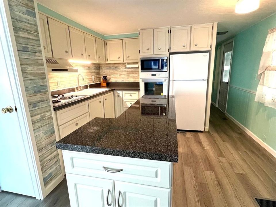 En Venta: $115,000 (2 camas, 1 baños, 844 Pies cuadrados)