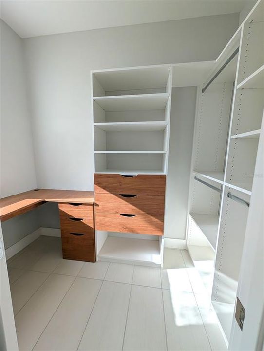 For Rent: $5,500 (3 beds, 3 baths, 2204 Square Feet)