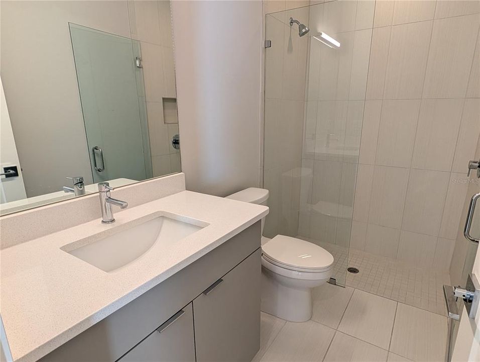 For Rent: $5,500 (3 beds, 3 baths, 2204 Square Feet)