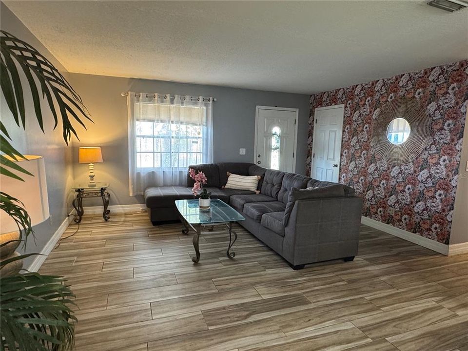 En Venta: $349,900 (3 camas, 1 baños, 1480 Pies cuadrados)