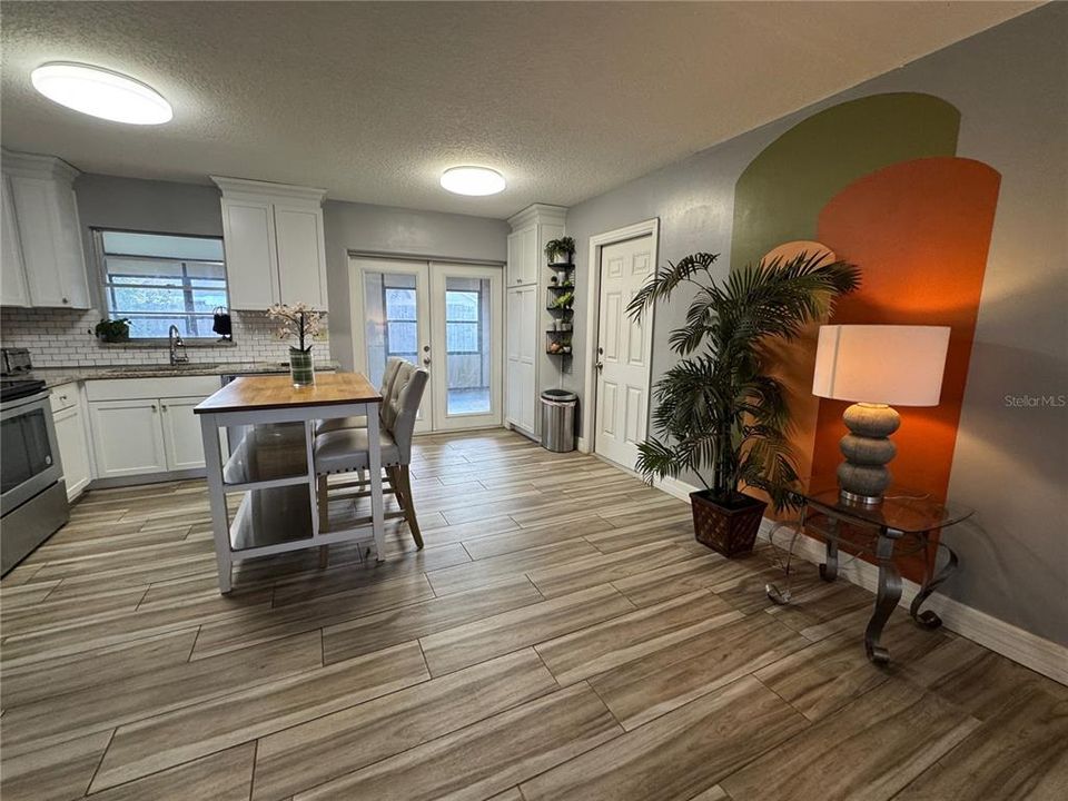 En Venta: $349,900 (3 camas, 1 baños, 1480 Pies cuadrados)