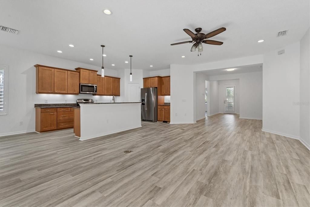 For Rent: $3,475 (4 beds, 3 baths, 2222 Square Feet)