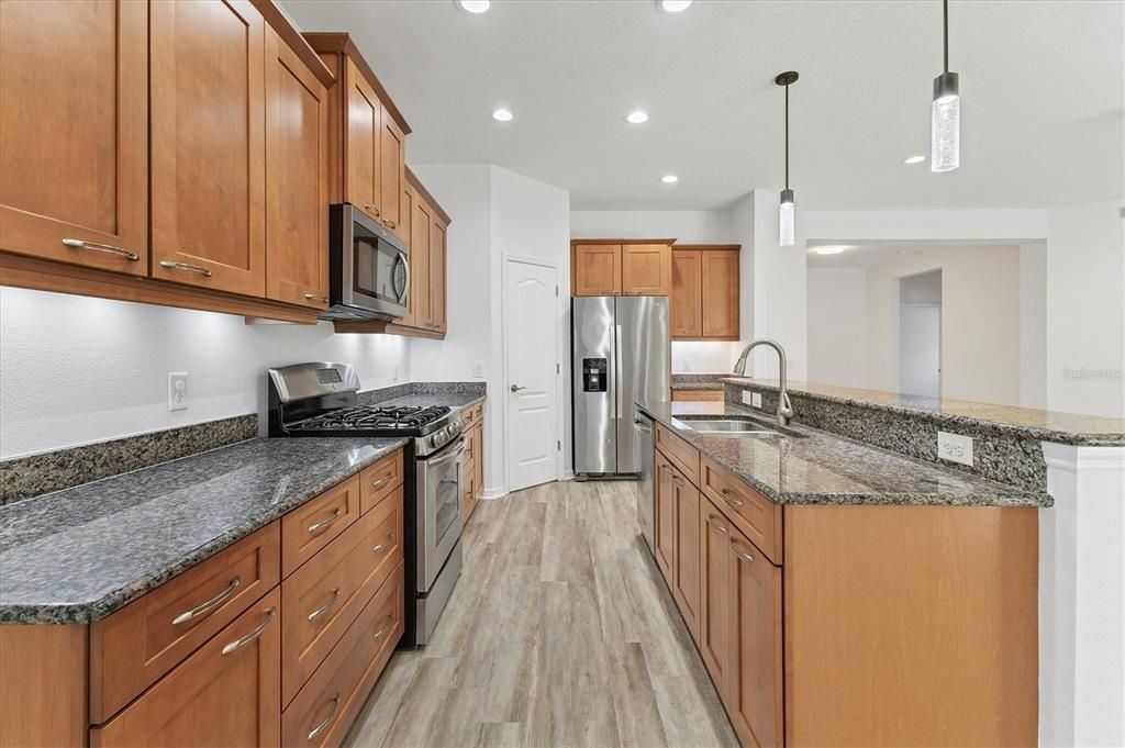 For Rent: $3,475 (4 beds, 3 baths, 2222 Square Feet)