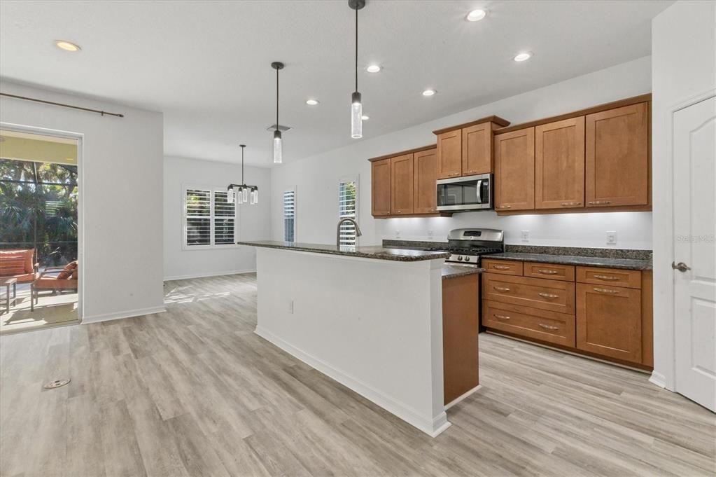 For Rent: $3,475 (4 beds, 3 baths, 2222 Square Feet)