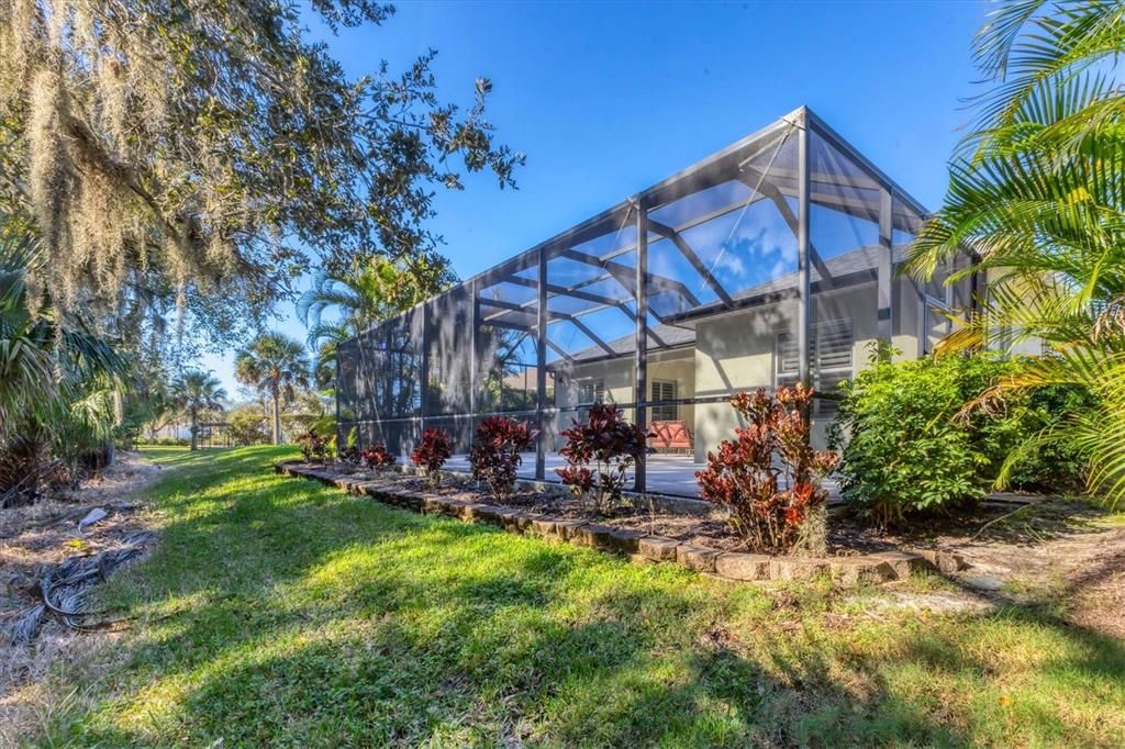 For Rent: $3,475 (4 beds, 3 baths, 2222 Square Feet)