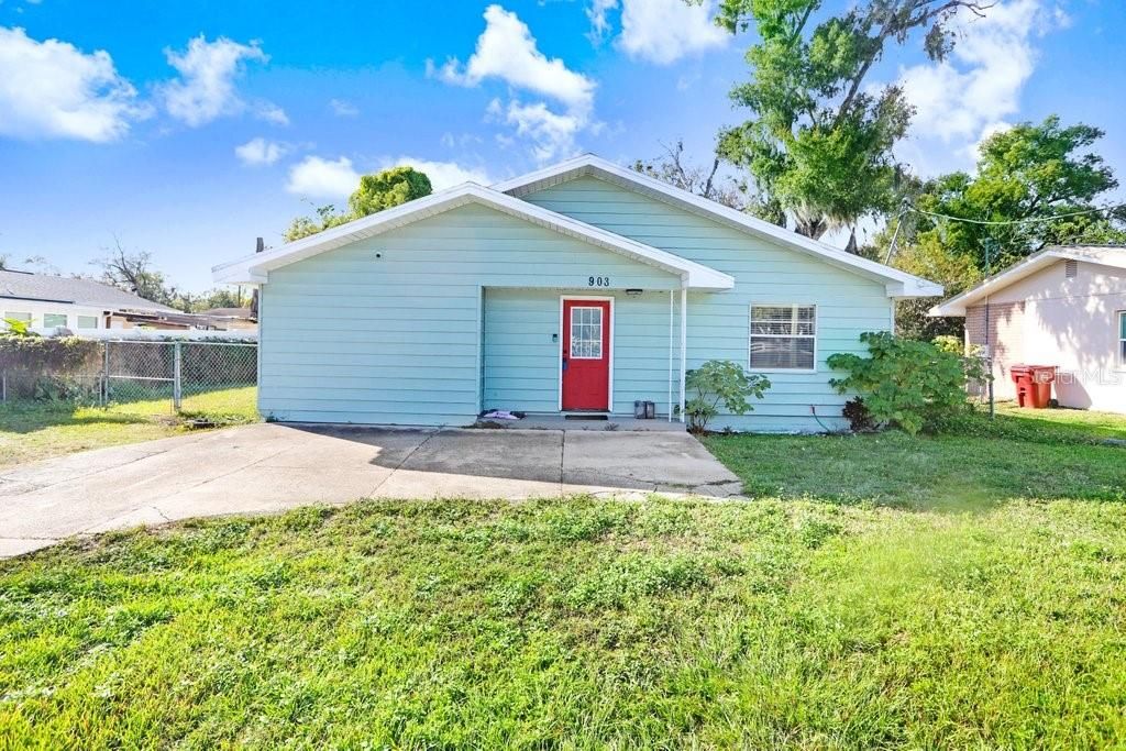 待售: $305,000 (3 贝兹, 1 浴室, 1391 平方英尺)