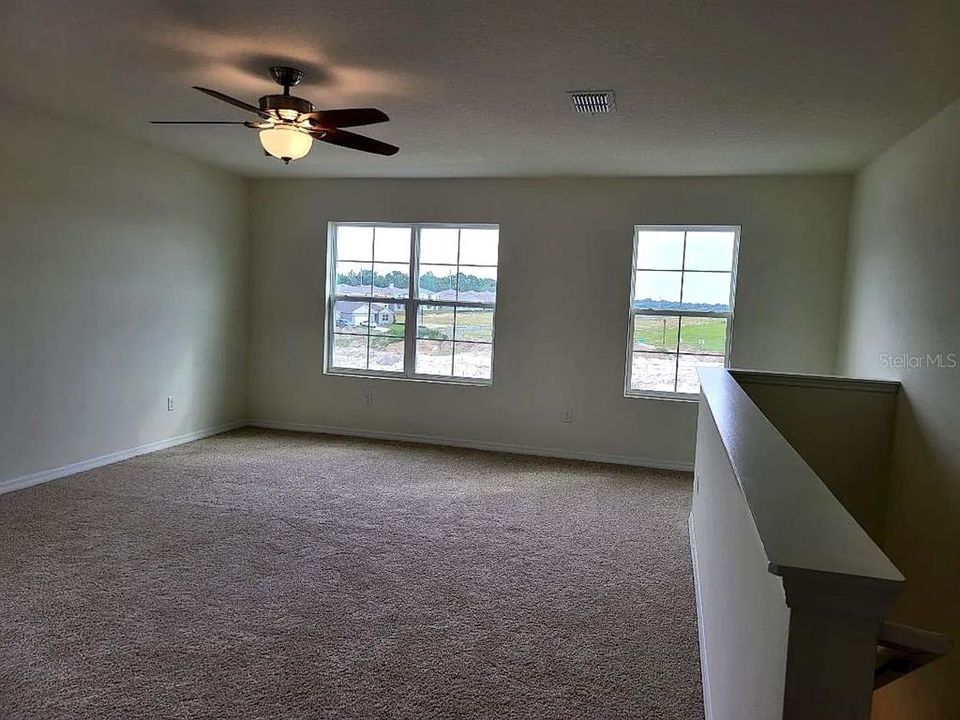 В аренду: $3,490 (5 спален, 3 ванн, 2807 Квадратных фут)