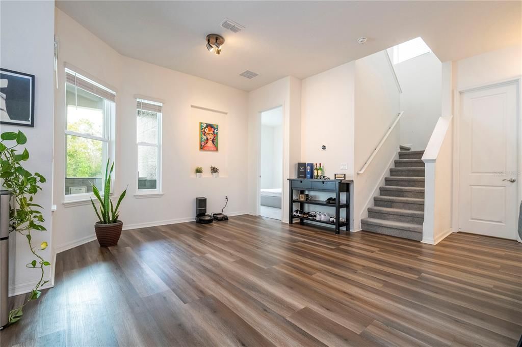 For Sale: $960,000 (5 beds, 4 baths, 3358 Square Feet)