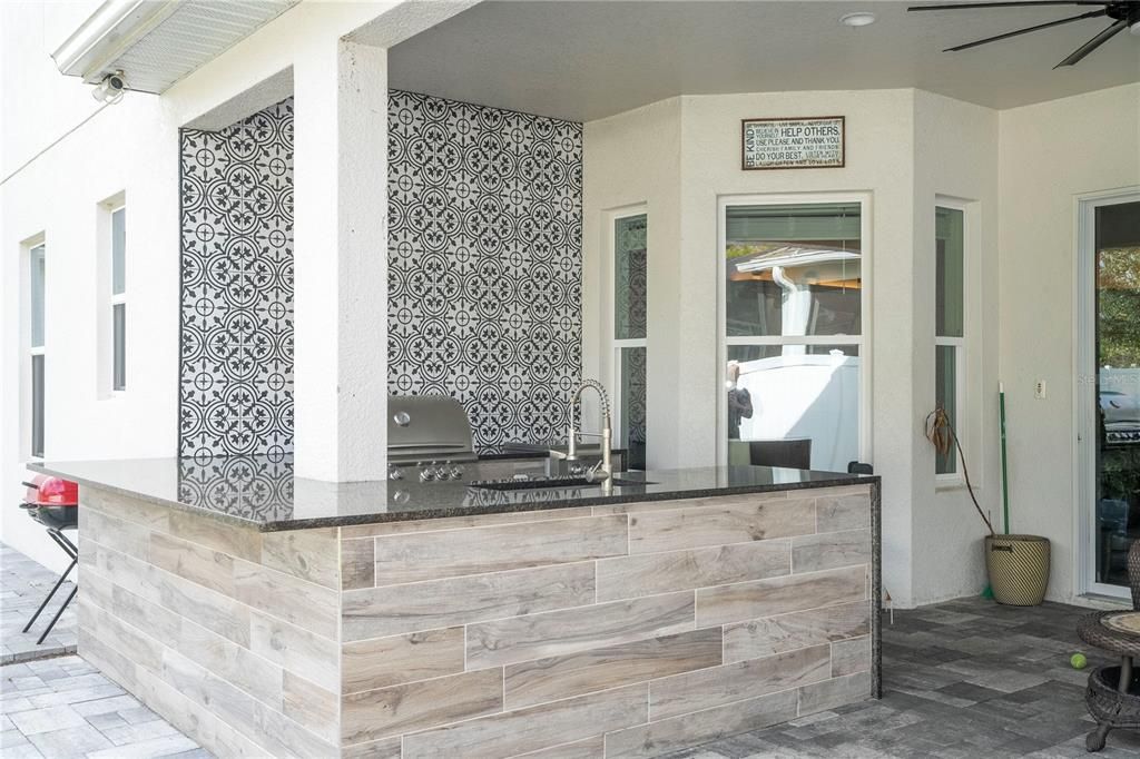 For Sale: $960,000 (5 beds, 4 baths, 3358 Square Feet)