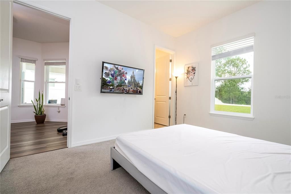 For Sale: $960,000 (5 beds, 4 baths, 3358 Square Feet)