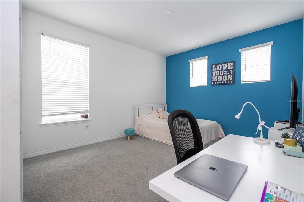 For Sale: $960,000 (5 beds, 4 baths, 3358 Square Feet)