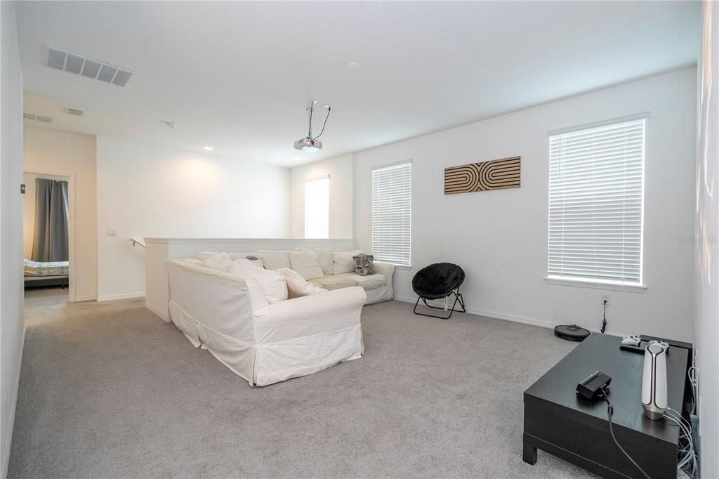 For Sale: $960,000 (5 beds, 4 baths, 3358 Square Feet)